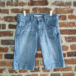 Vintage Signature by Levi Strauss Size 8 Light Wash‎ Blue Denim Bermuda Shorts